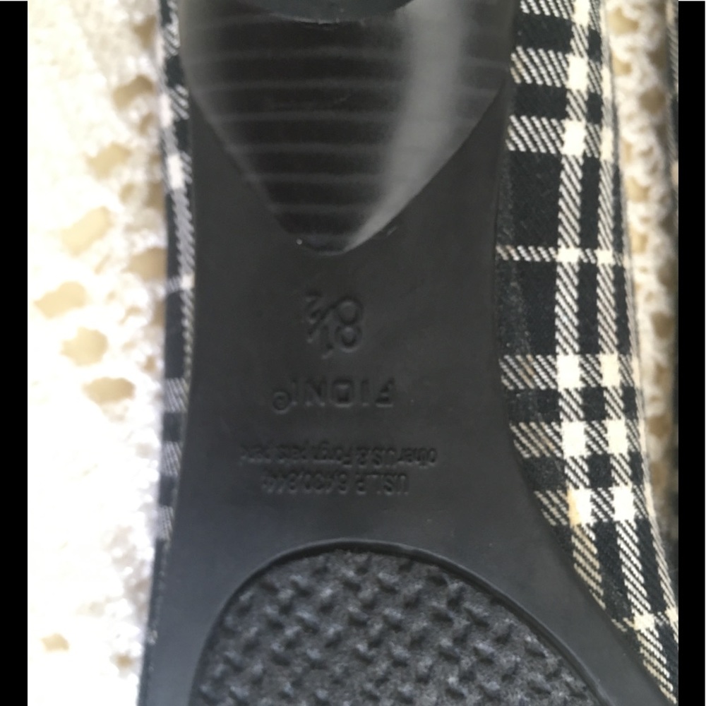 Black and whites pumps for women - Picture 5 of 7